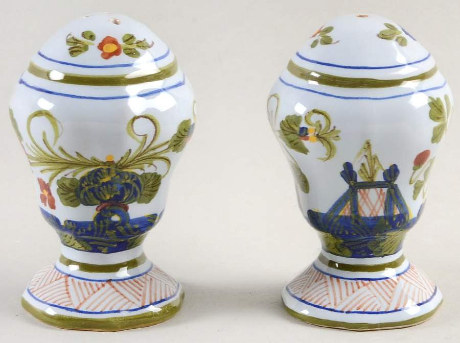 Carnation Salt & Pepper Set by Sigma-1