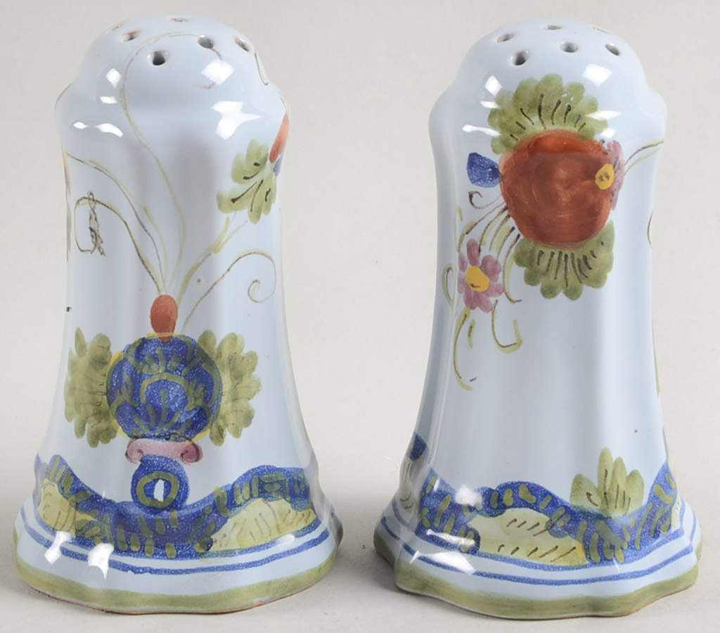 Carnation Salt & Pepper Set by Sigma-1