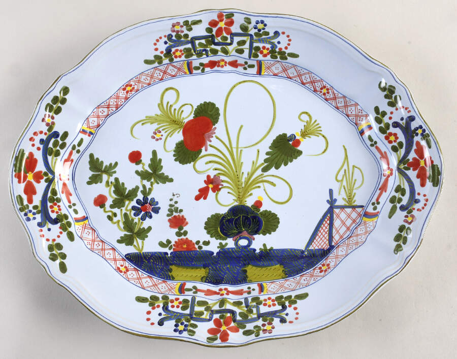 Carnation 14" Oval Serving Platter by Sigma-1