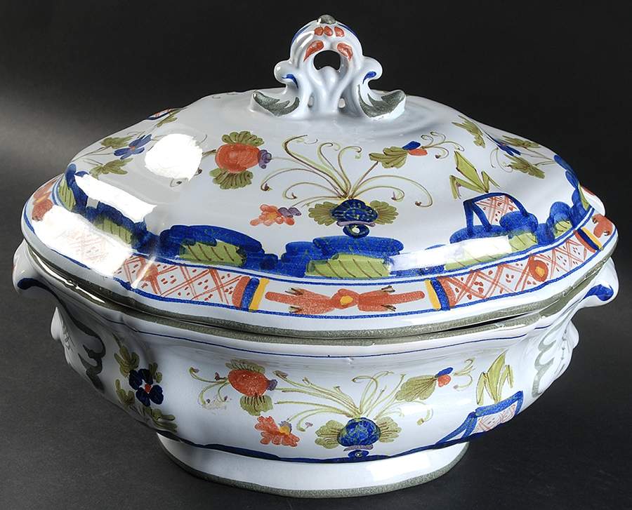 Carnation Oval Tureen & Lid by Sigma-1