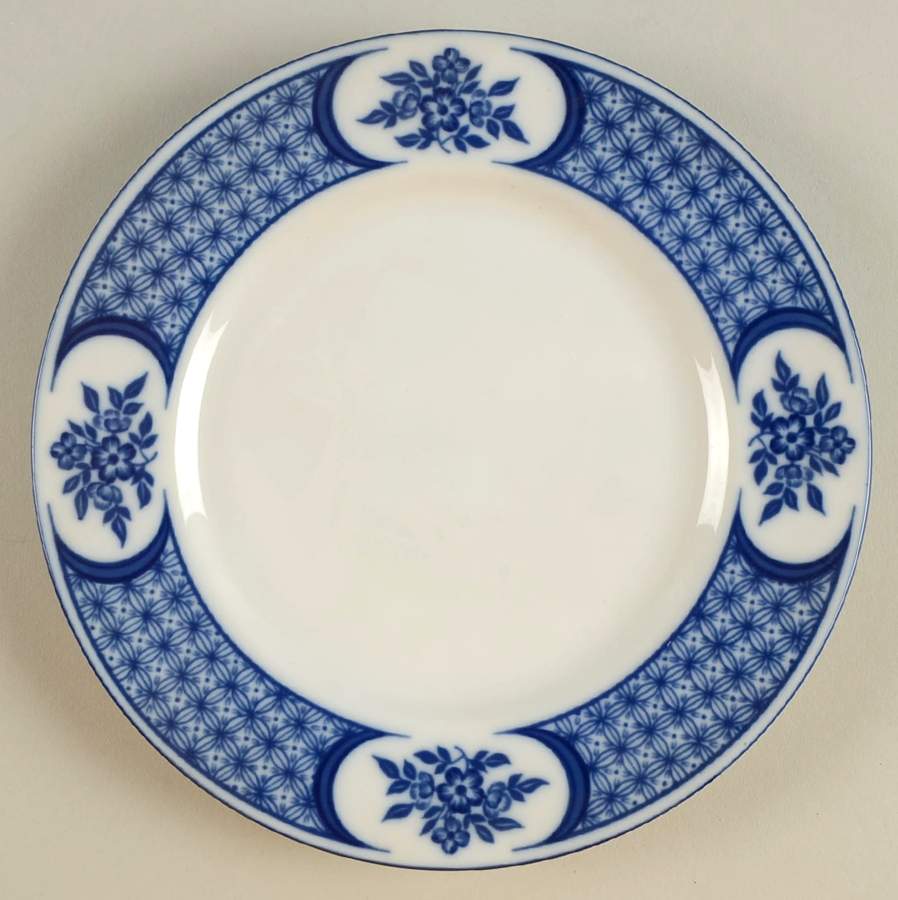 Chinese Trellis Salad Plate by Sigma-1
