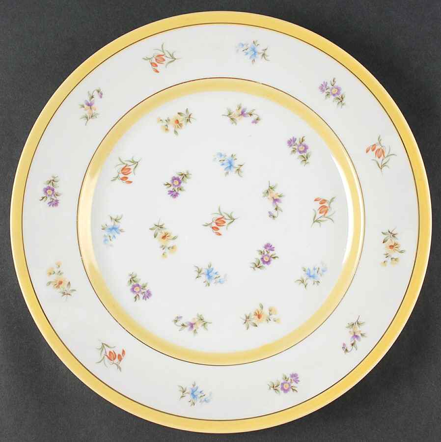 Grand Duchess 12" Chop Plate (Round Platter) by Sigma-1