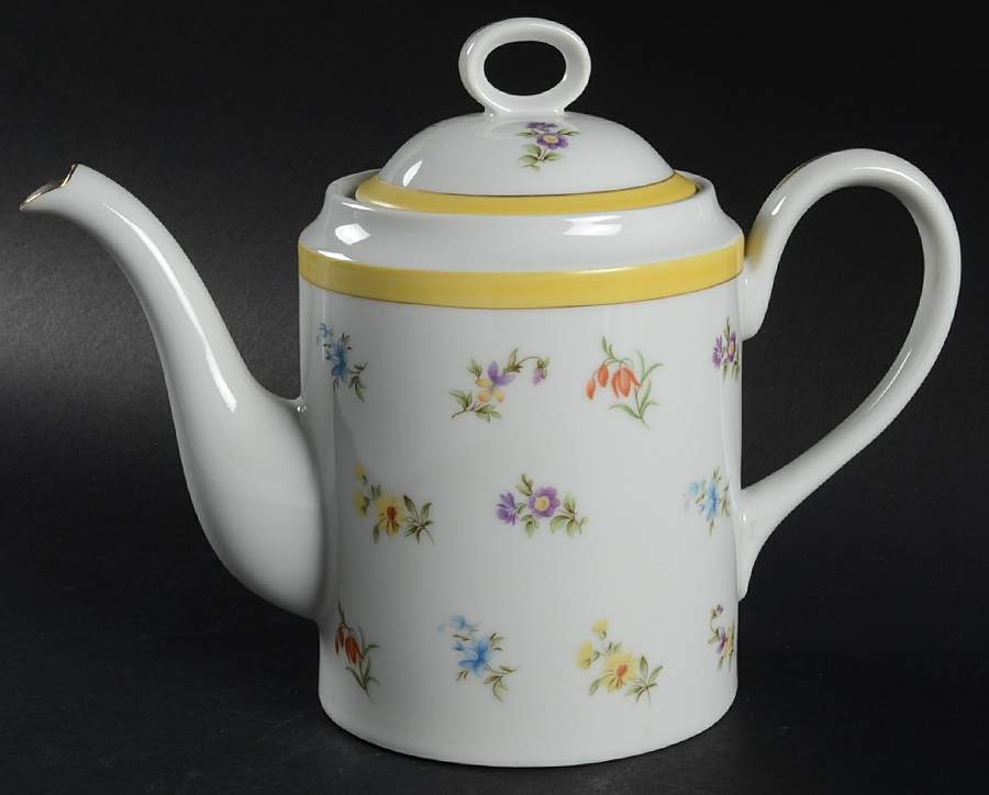 Grand Duchess Coffee Pot & Lid by Sigma-1