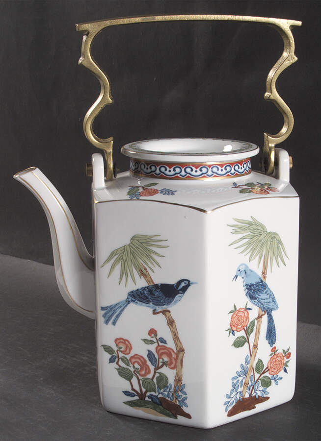 Mikado Brass Handle Coffee Pot & Lid by Sigma-1