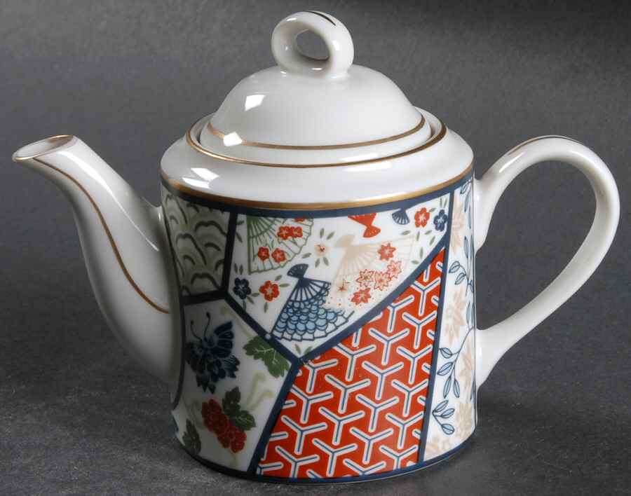 Mikado Creamer & Lid by Sigma-1