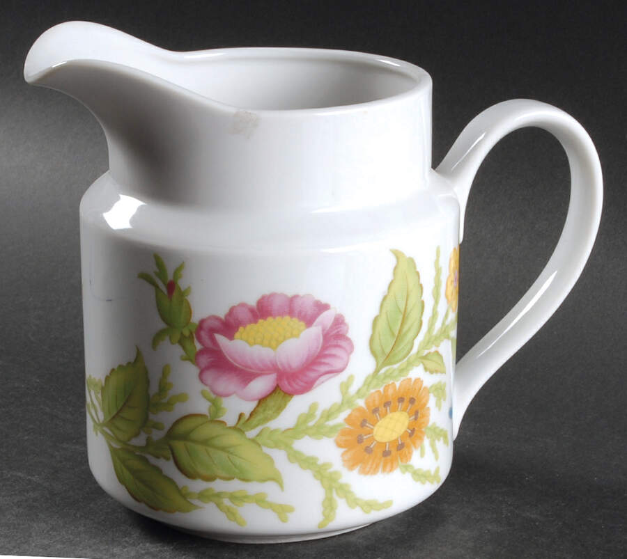 Monticello 32 Oz Pitcher by Sigma-1