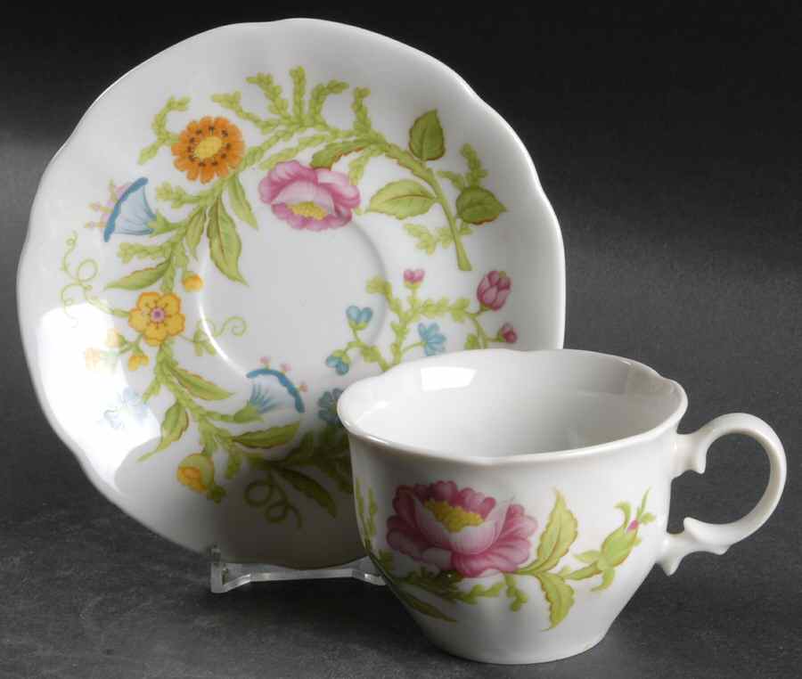Monticello Flat Cup & Saucer Set by Sigma-1