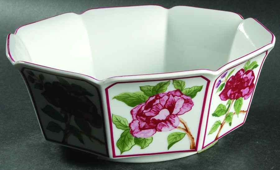 Plumrose 9" Salad Serving Bowl by Sigma-1