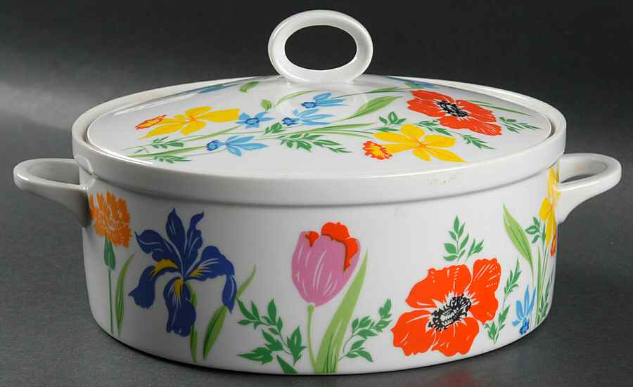 Primavera 2 Qt Round Covered Casserole by Sigma-1