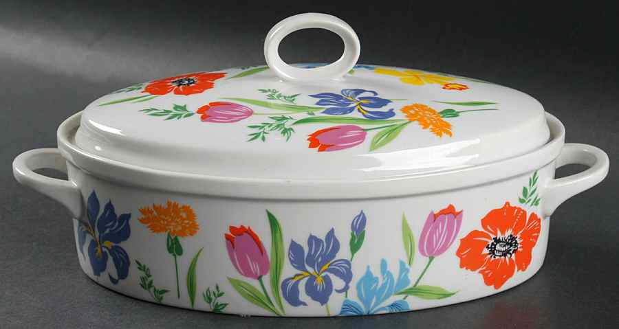 Primavera 2 Quart Oval Covered Casserole by Sigma-1