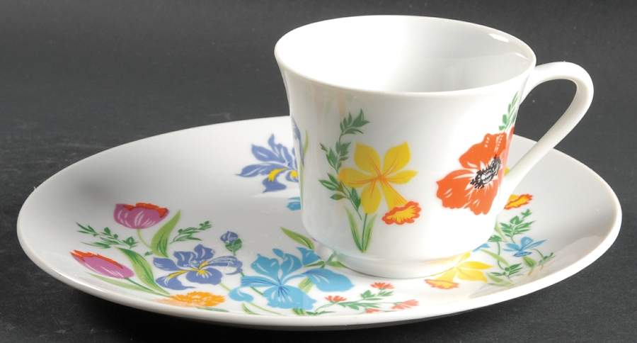 Primavera Snack Plate & Cup Set by Sigma-1