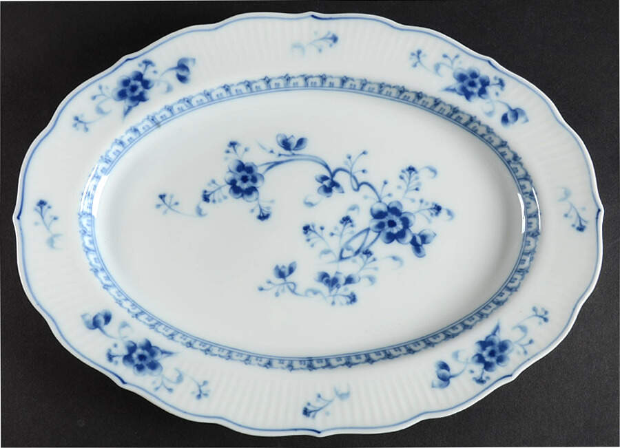 Victoria Blue 11" Oval Serving Platter by Sigma-1