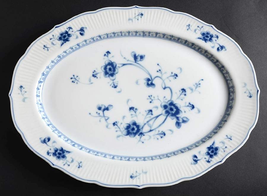 Victoria Blue 14" Oval Serving Platter by Sigma-1