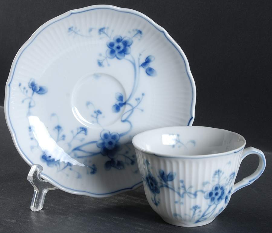 Victoria Blue Flat Cup & Saucer Set by Sigma-1