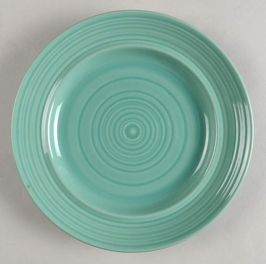 Carnivale Light Green Salad Plate by Signature-1