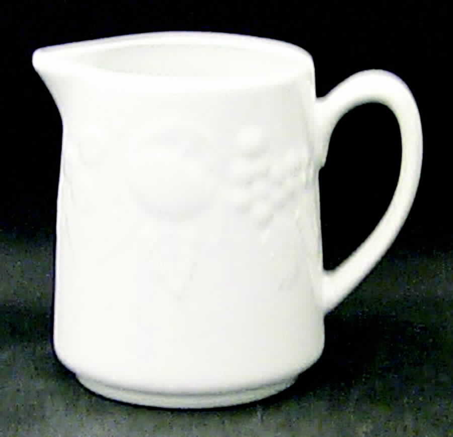 Sauvignon (Made In Japan) Creamer by Signature-1