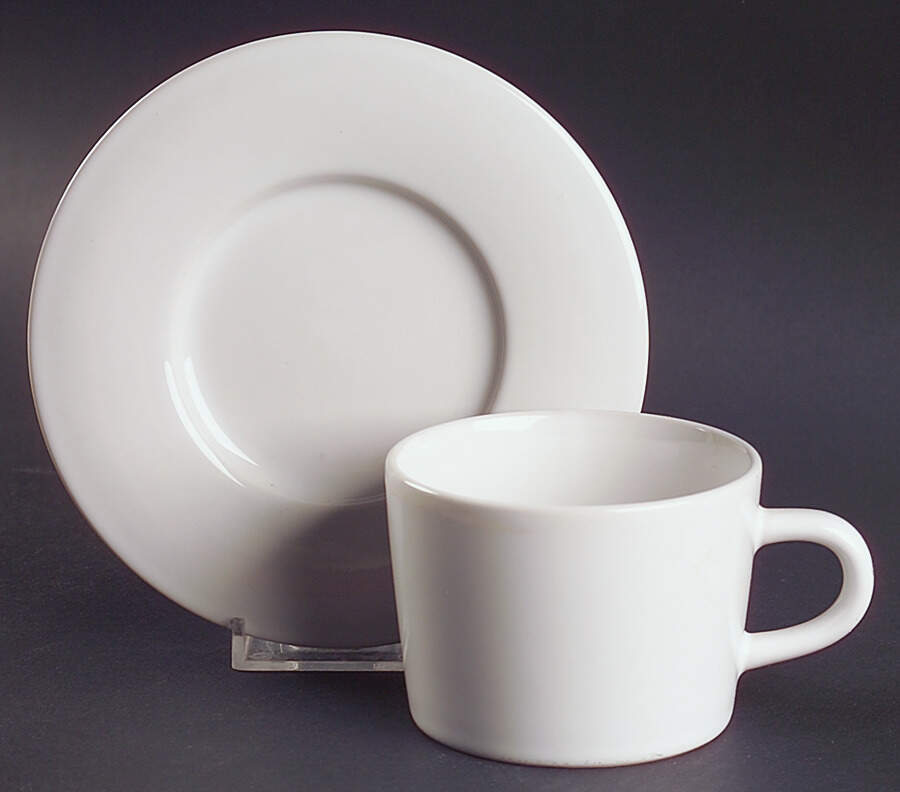 SIG2 Flat Cup & Saucer Set by Signature-1
