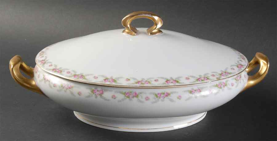 OHM158 Oval Covered Vegetable by Hermann Ohme-1