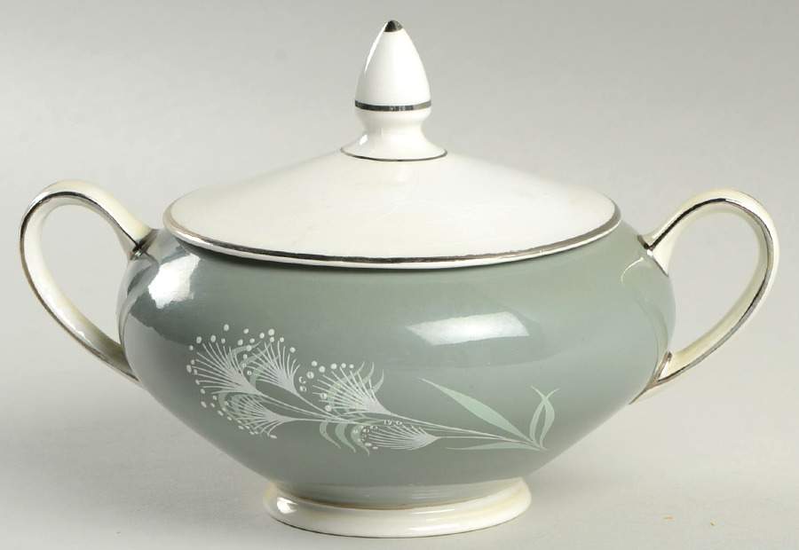 Haslemere Platinum Sugar Bowl & Lid by Simpsons-1