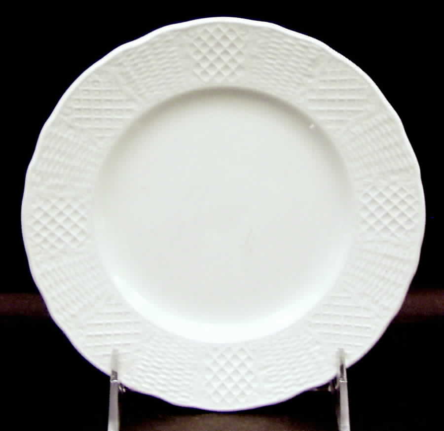 Marlborough (Embossed Wicker Lattice Rim) Bread & Butter Plate by Simpsons-1