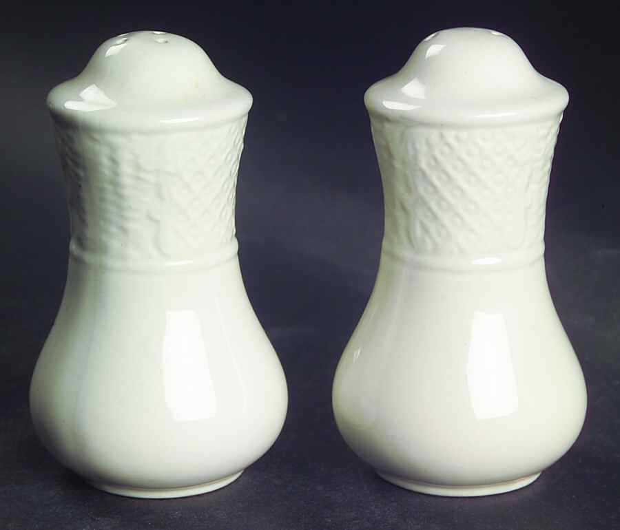 Marlborough (Embossed Wicker Lattice Rim) Salt & Pepper Set by Simpsons-1