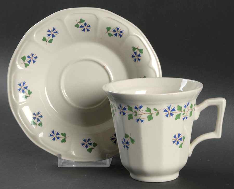 Periwinkle Flat Cup & Saucer Set by Simpsons-1
