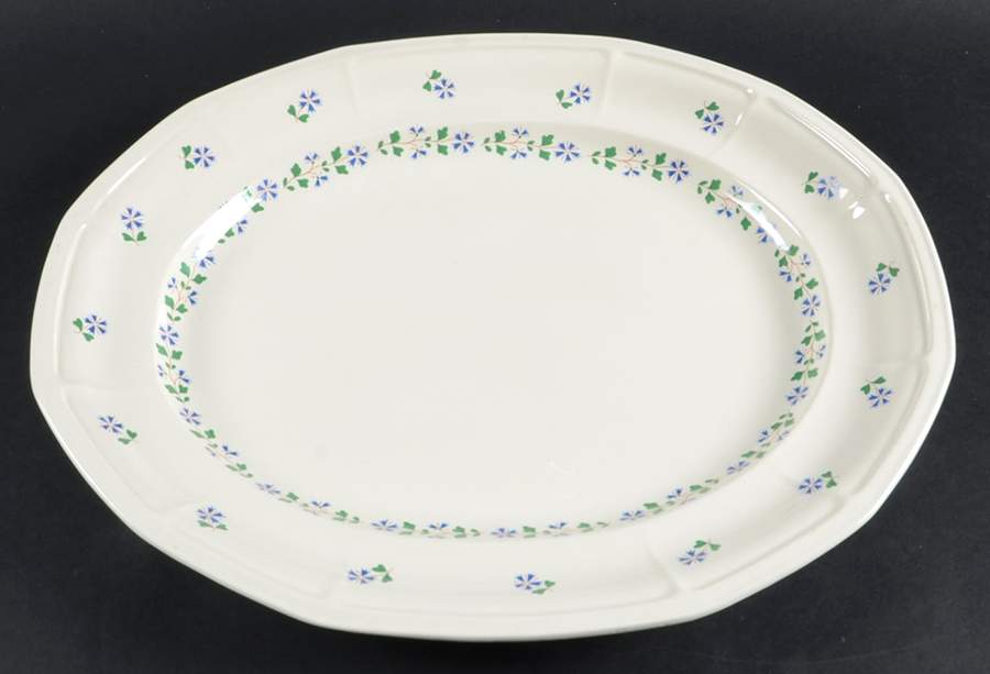Periwinkle 15" Oval Serving Platter by Simpsons-1