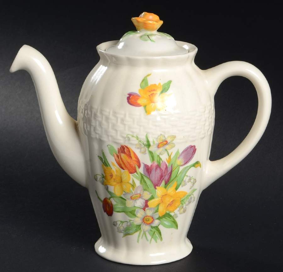 Providence Mini Coffee Pot & Lid by Simpsons-1