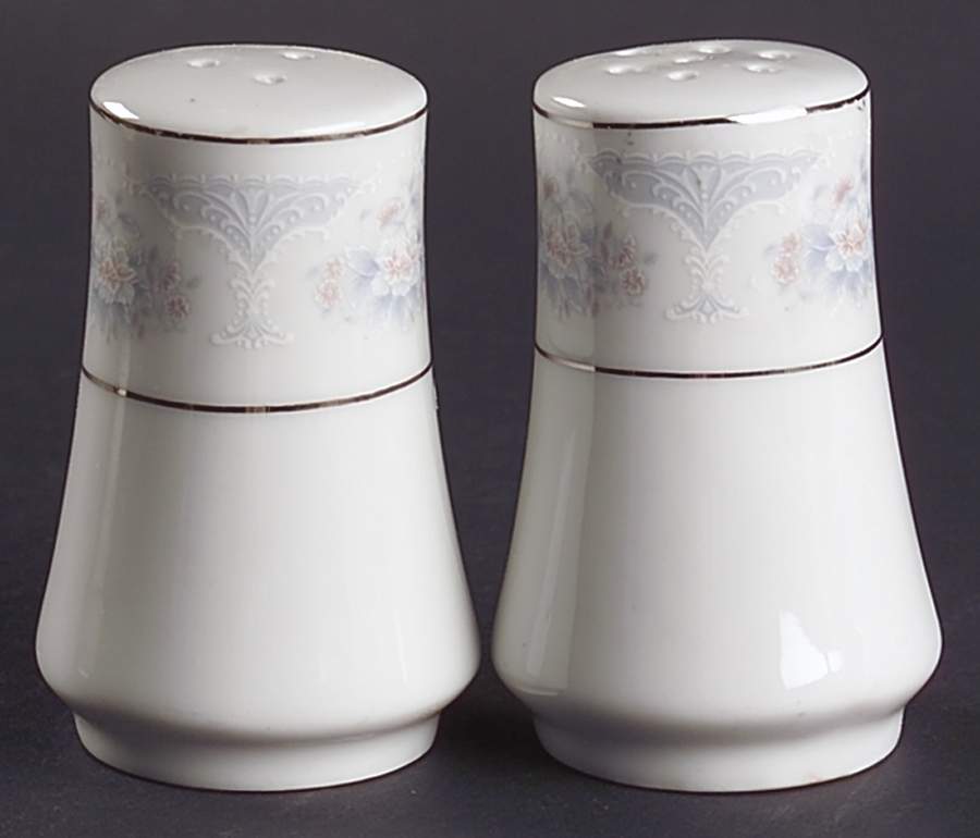 Sapphire Salt & Pepper Set by Silverie-1