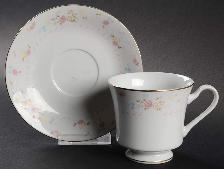 SIV3 Footed Cup & Saucer Set by Silverie-1