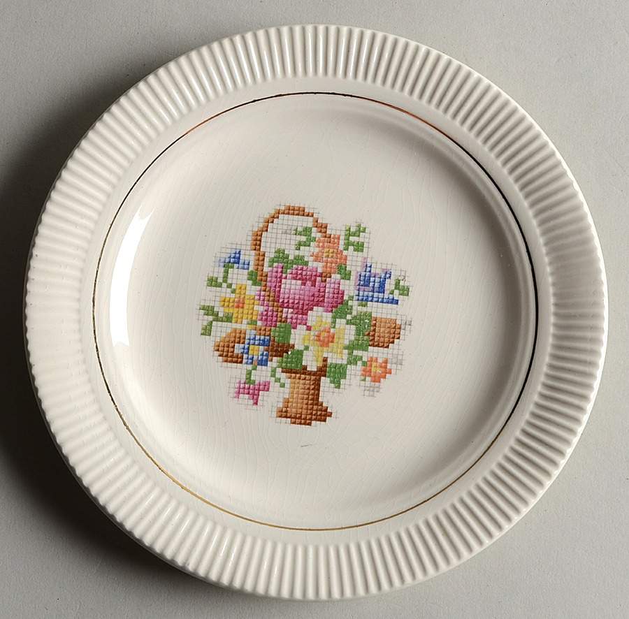 Basket Pp (Gold Inner Ring) Salad Plate by Salem-1