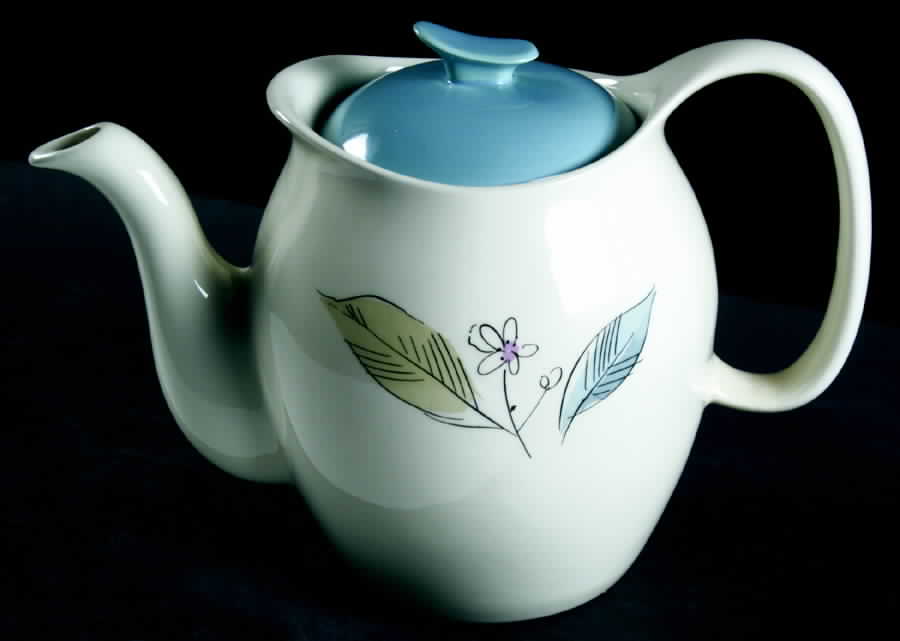 Biscayne Teapot & Lid by Salem-1