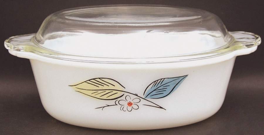 Biscayne 1.5 Quart Glassware Oval Casserole with Lid by Salem-1