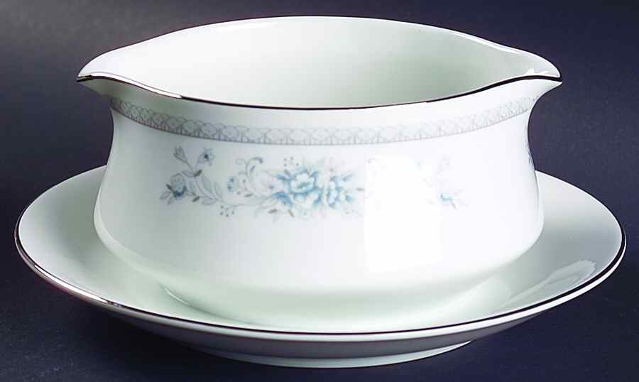 Bridal Bouquet Round Gravy Boat/Attached Underplate by Salem-1
