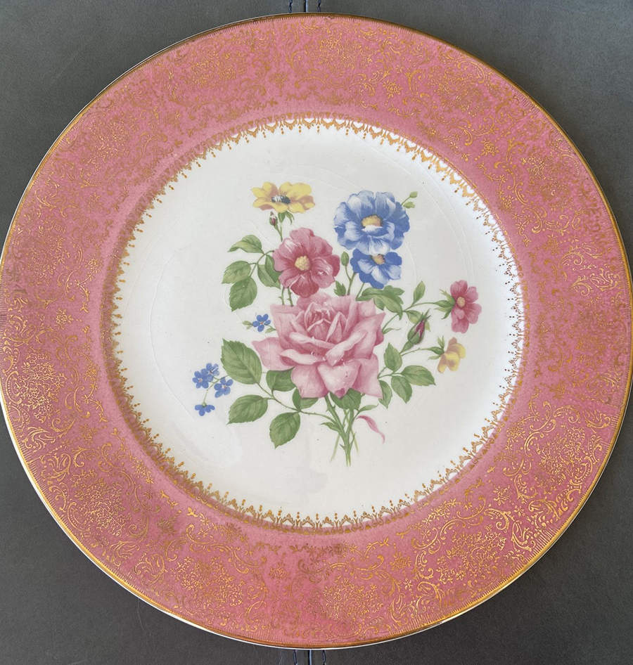 Carolyn Service Plates Service Plate (Charger) by Salem-1