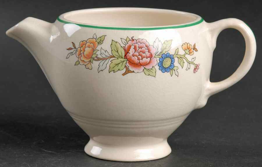 Ceylon Creamer by Salem-1