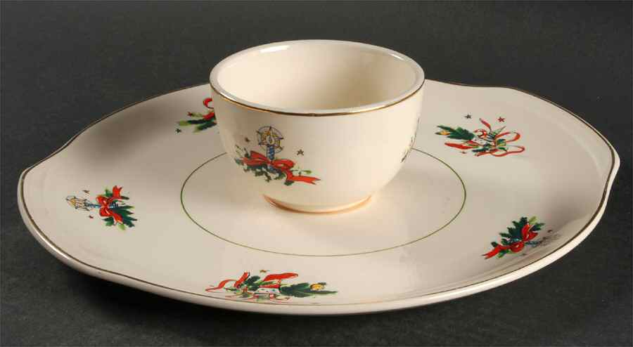 Christmas Eve (Earthenware, Green, Gold) 1 Piece Chip & Dip by Salem-1