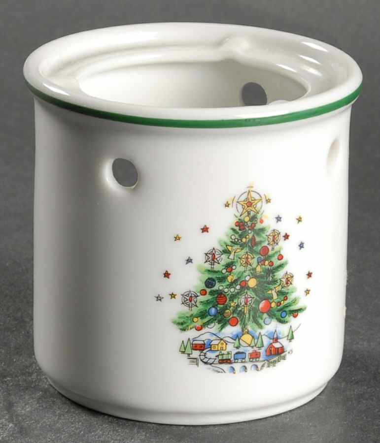 Christmas Eve (Porcelain) Candleholder by Salem-1