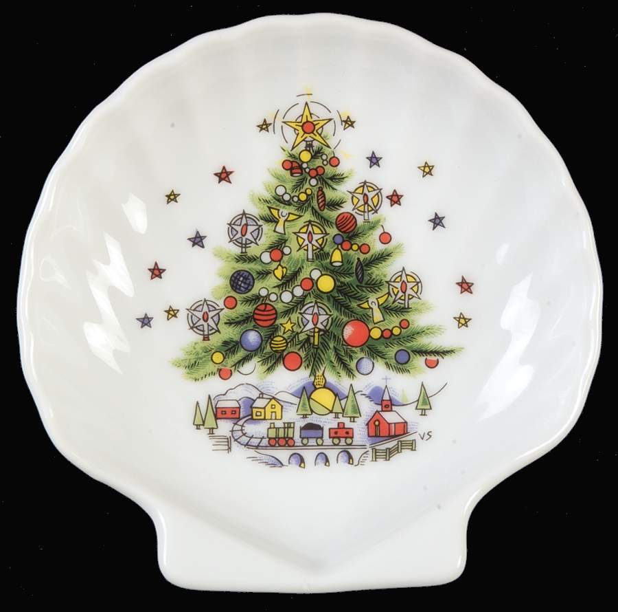 Christmas Eve (Porcelain) 4" Shell Shaped Dish by Salem-1