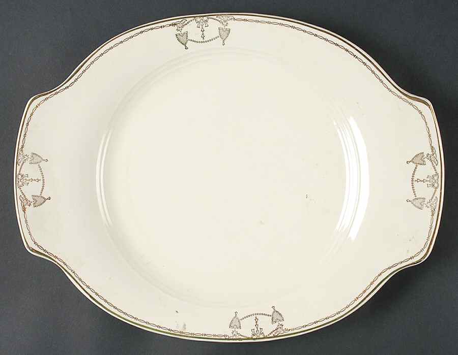 Commodore 14" Oval Serving Platter by Salem-1