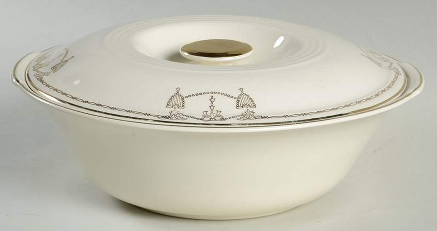 Commodore Round Covered Vegetable by Salem-1