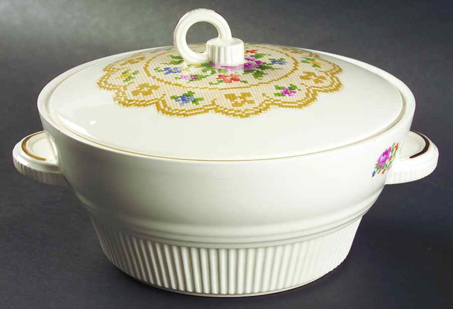 Doily Petit Point (No Verge) Round Covered Vegetable by Salem-1