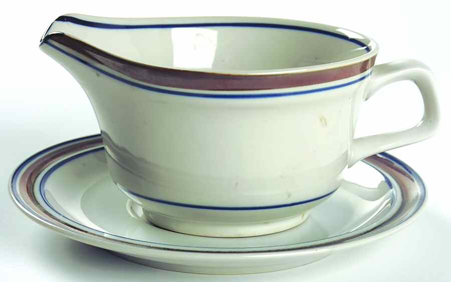 Georgetown Gravy Boat & Underplate by Salem-1