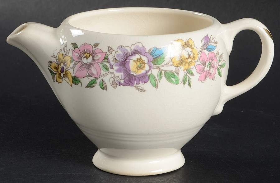 Lansdowne Creamer by Salem-1