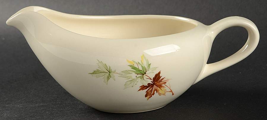 Maple Leaf Gravy Boat by Salem-1