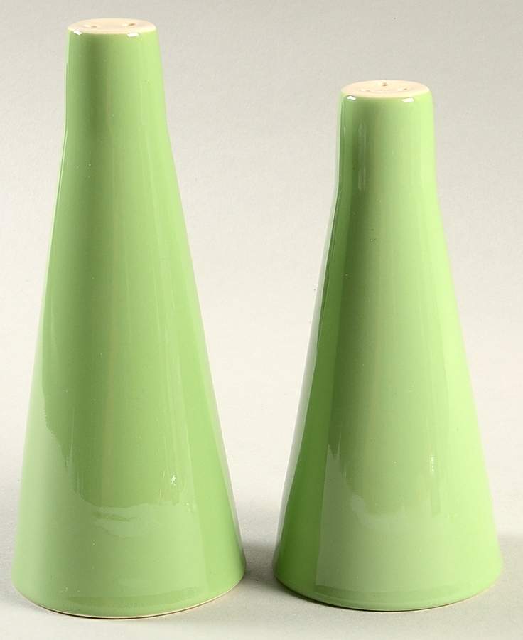 Maple Leaf Salt & Pepper Set by Salem-1