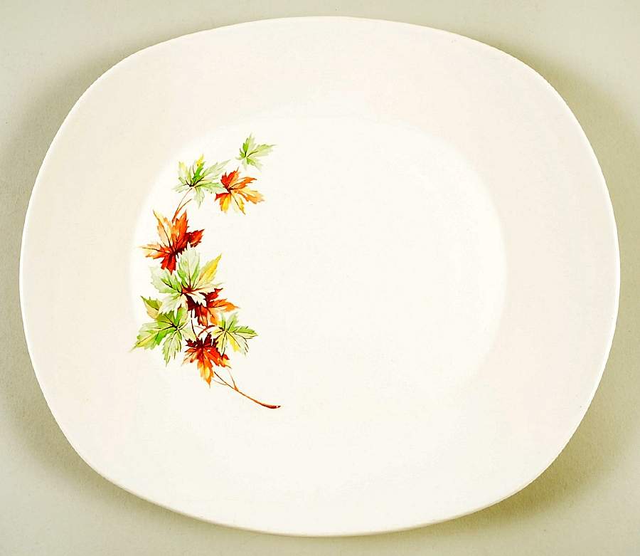 Maple Leaf 11" Oval Serving Platter by Salem-1