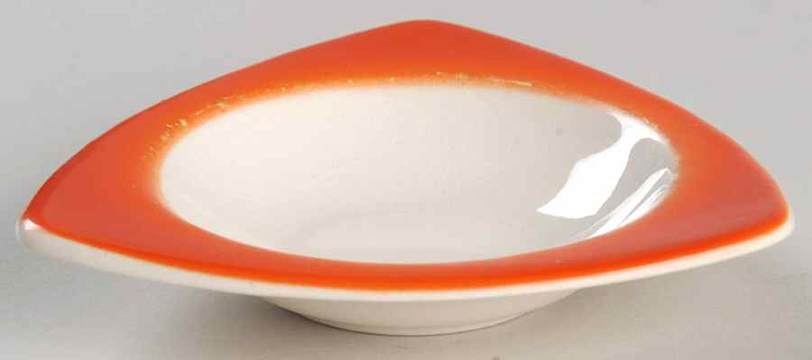 Mandarin (Tricorne) Nut Dish by Salem-1