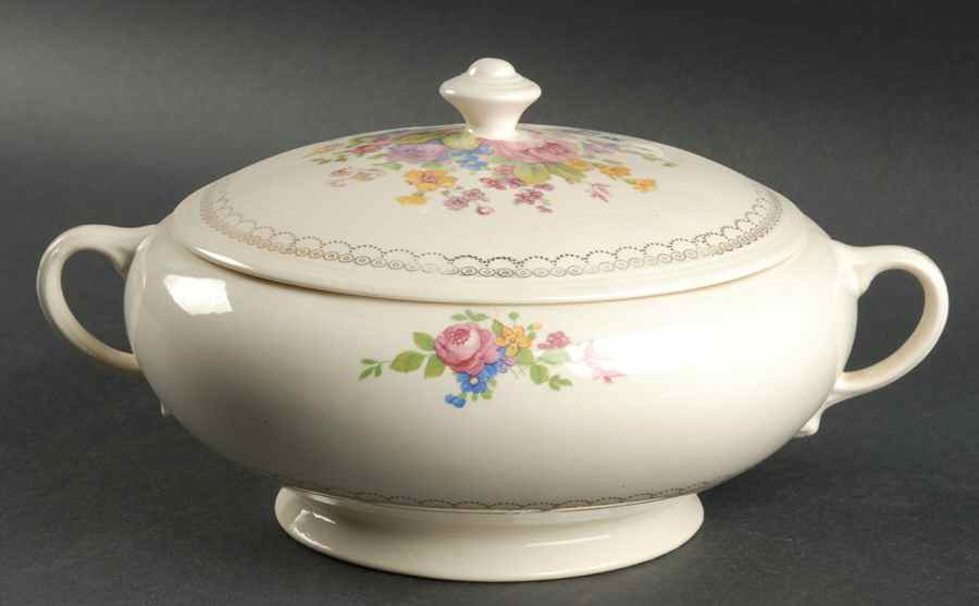 Maryland Round Covered Vegetable by Salem-1