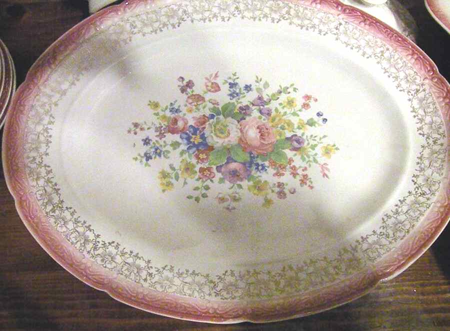 SLM29 14" Oval Serving Platter by Salem-1